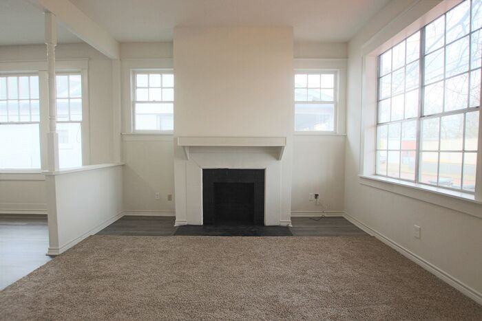 800 W Ferguson St - Photo 3 of 27