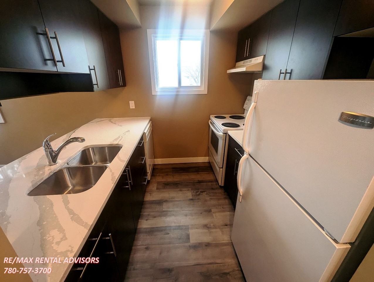 257 Lancaster Terr Nw - Photo 3 of 21