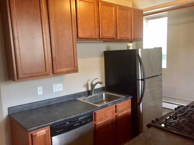 3549 Emerson Ave S #001 - Photo 3 of 9