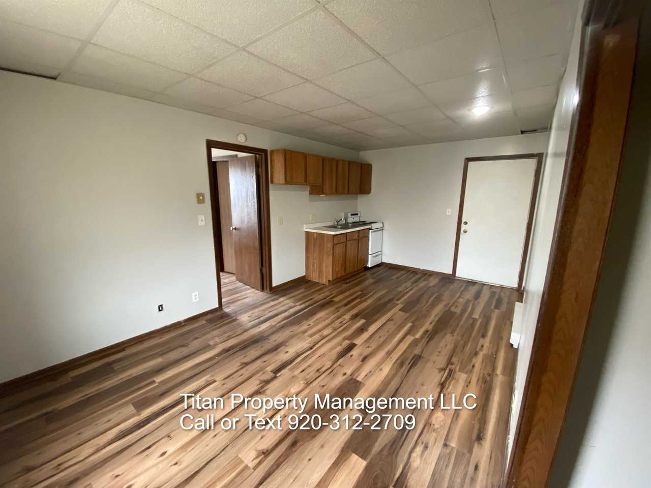 1002 Oregon Street #1 - Photo 3 of 6