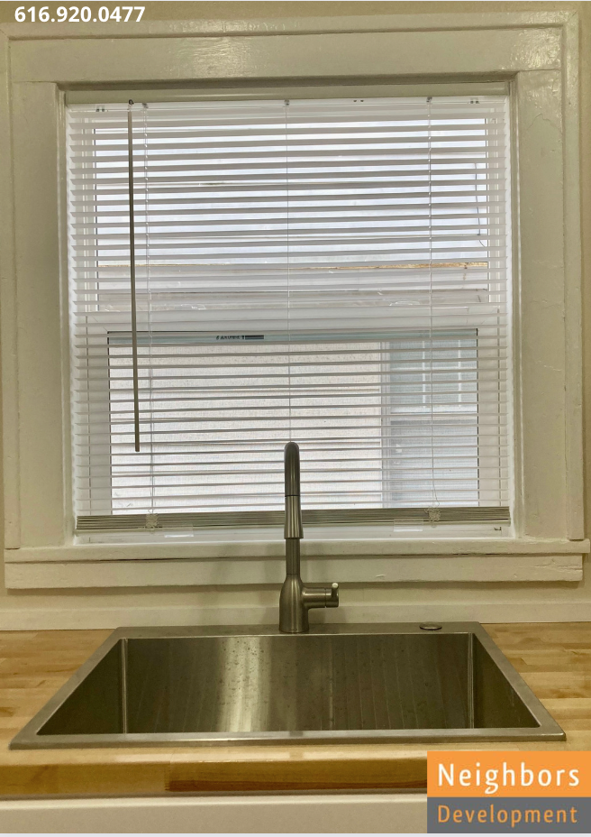 1139 Walker Ave Nw #1 - Photo 6 of 26