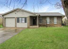 429 E Hillcrest Ln #1 - Photo 1 of 1