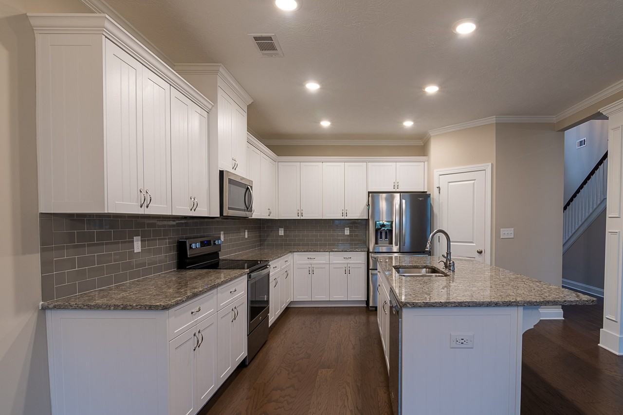 453 Arrowwood Dr #1 - Photo 6 of 50