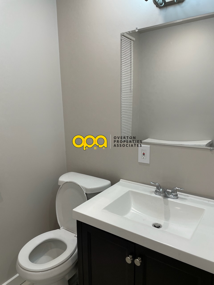 513 Hill Ave 1st Fl #513 - Photo 3 of 17