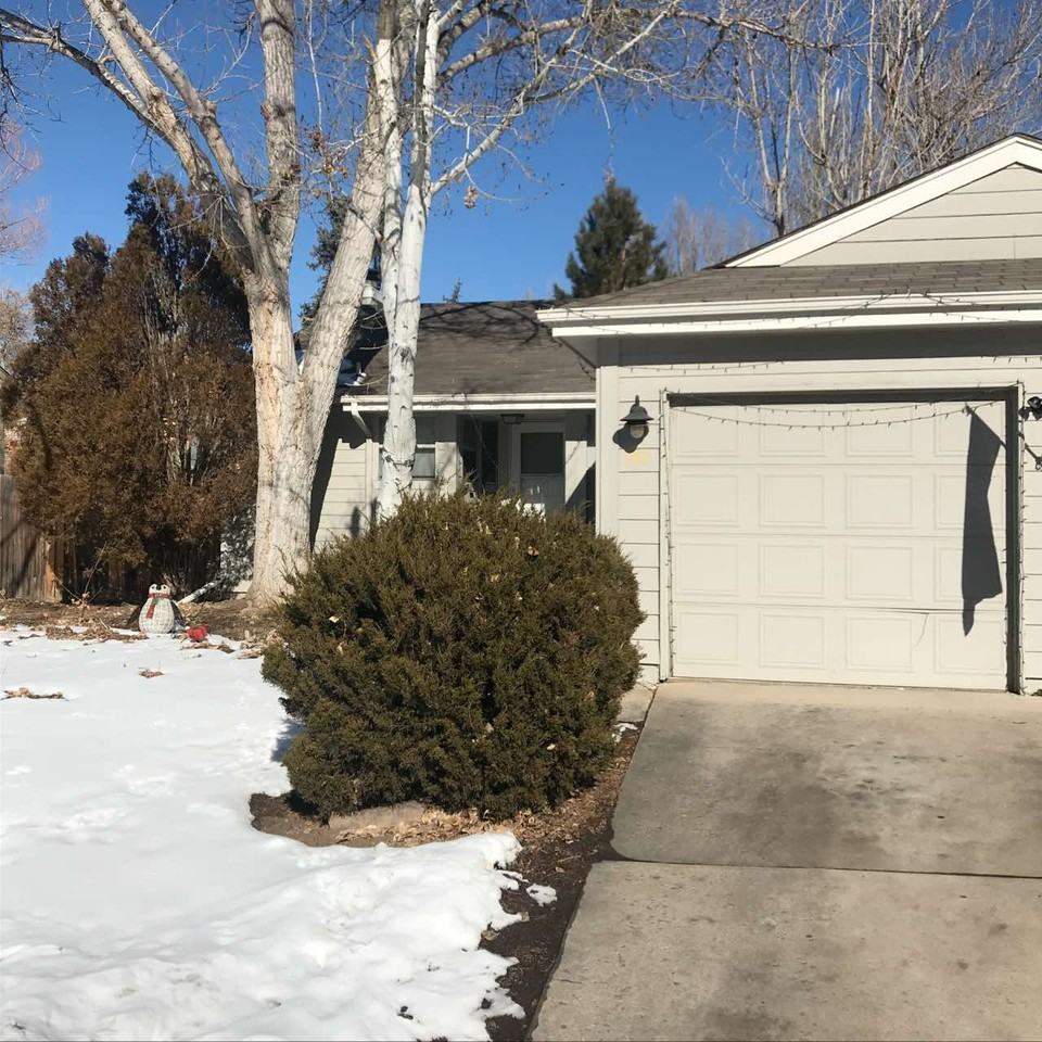 942 Wakerobin Ln #1 - Photo 2 of 20