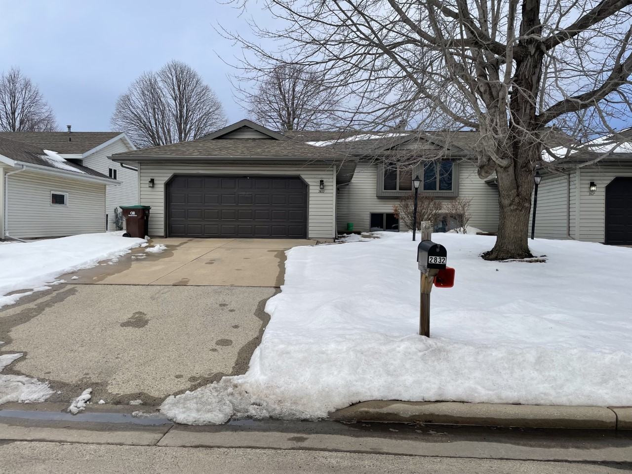 2832 W Glenpark Dr #2832 - Photo 2 of 13