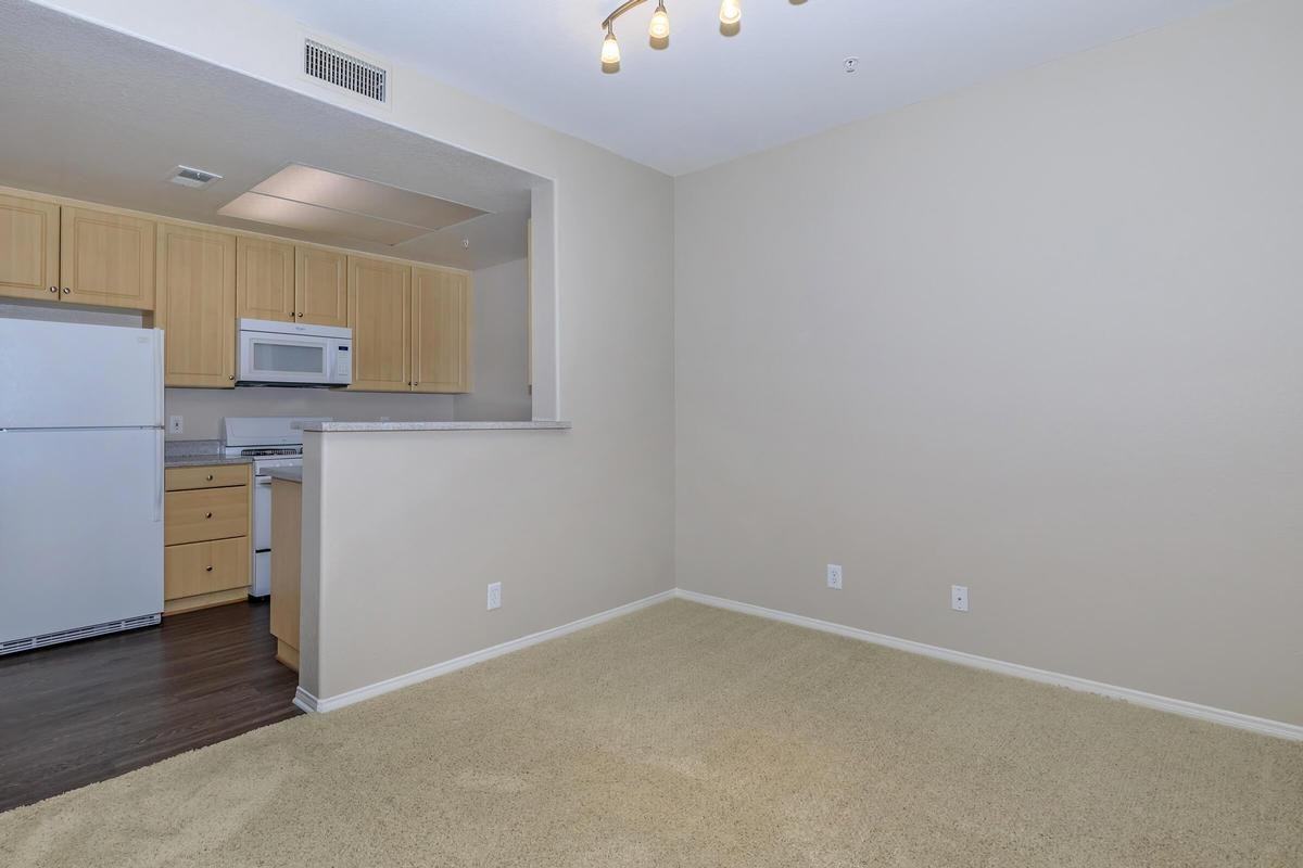 70 Sklar St - Photo 2 of 19