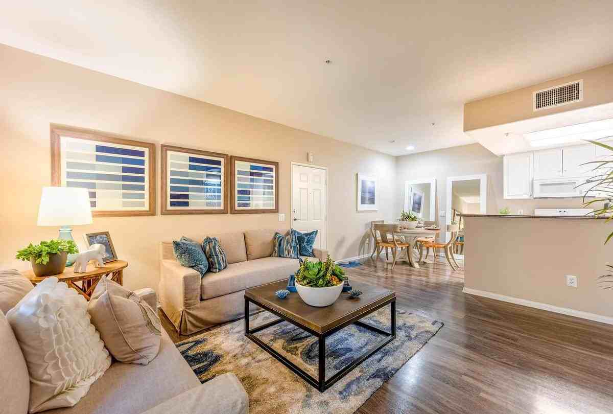 2000 Corporate Dr - Photo 2 of 43