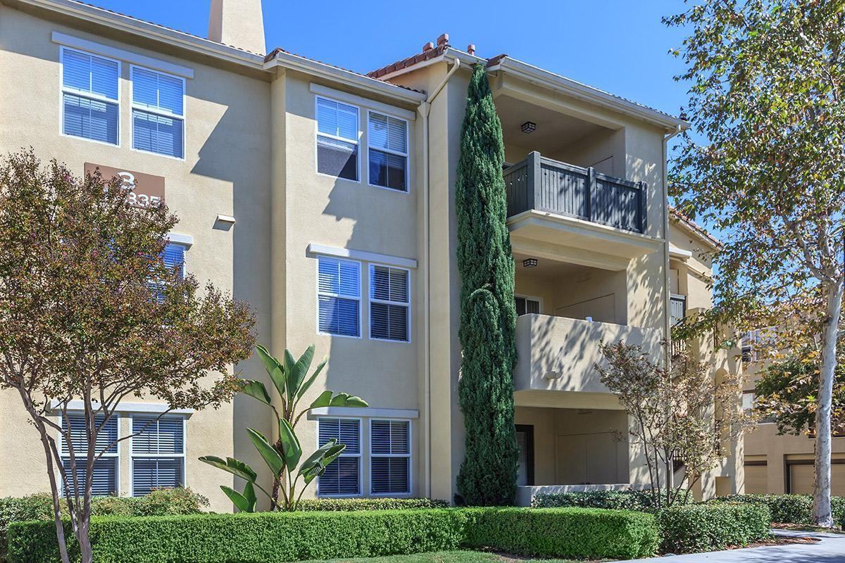 27082 Oneill Dr - Photo 5 of 50