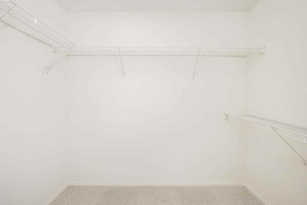 27082 Oneill Dr - Photo 2 of 50