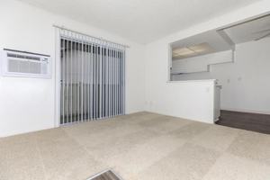 featured image of 1619 W Crescent Ave