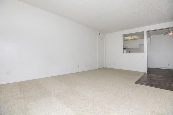 1619 W Crescent Ave - Photo 2 of 11