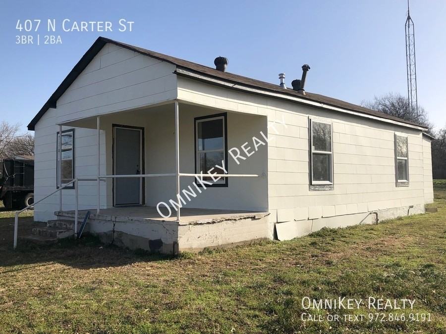407 407 N Carter St - Photo 3 of 23