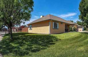 featured image of 2559 Janece Dr