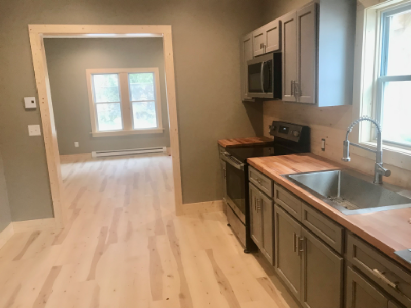 295 Terrace St #1R - Photo 2 of 4