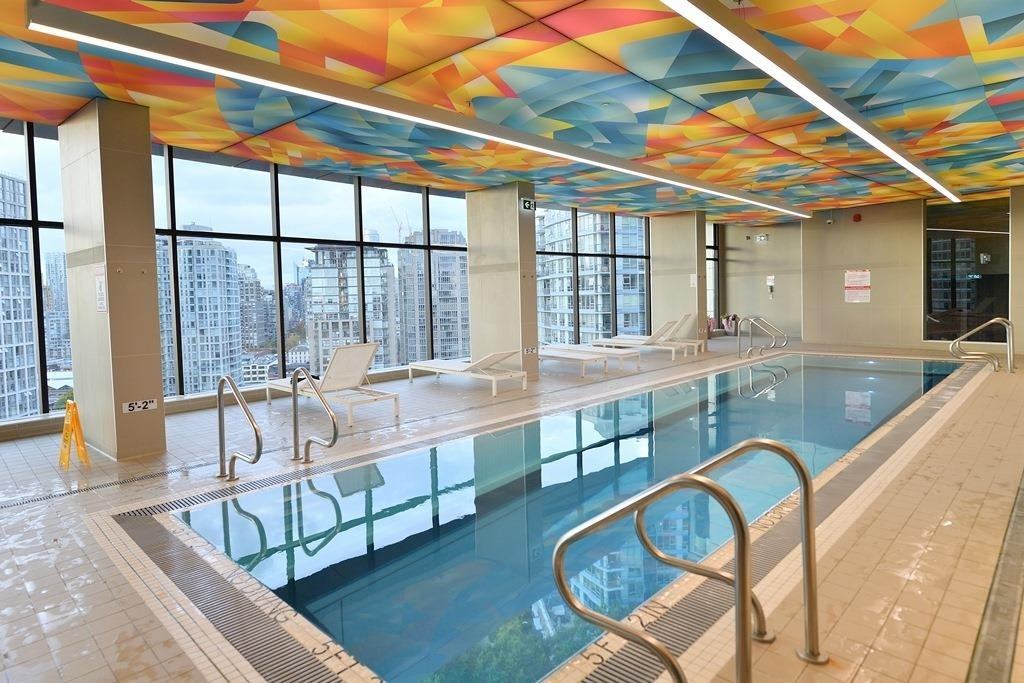 68 Smithe Street #15/F - Photo 3 of 9