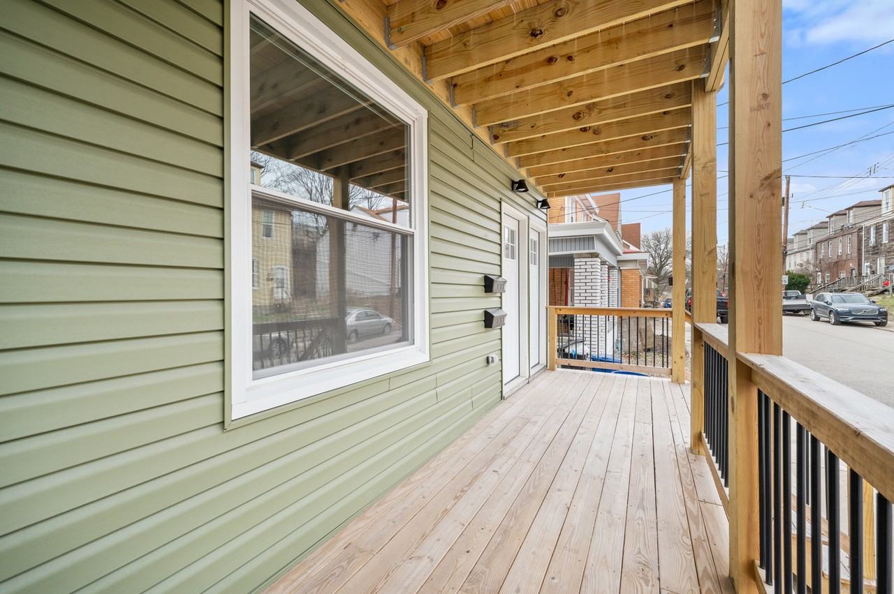 477 Norton St #1 - Photo 3 of 20