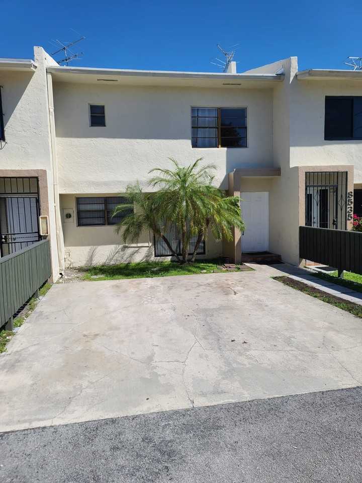 8537 Nw 7th St, Miami, FL 33126 3 Bedroom House for $3,000/month - Zumper