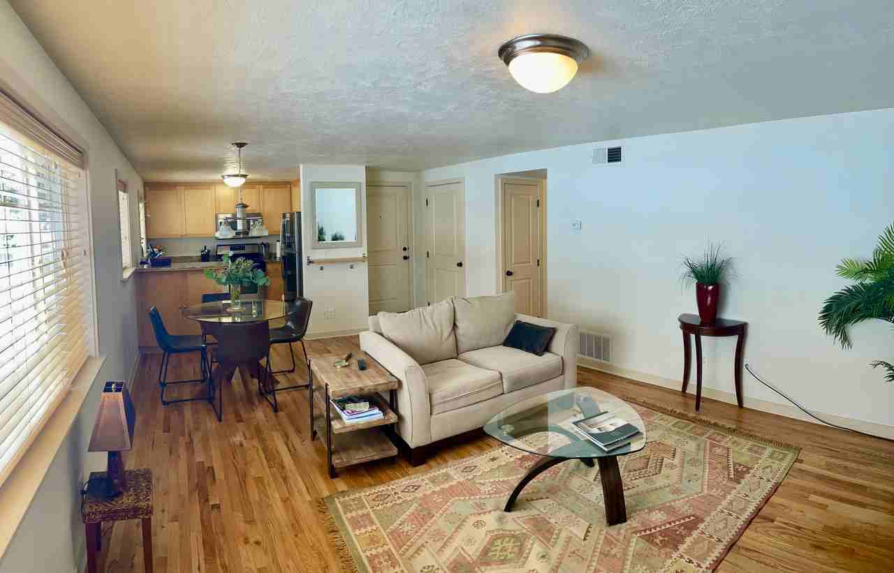 321 W Village Ln #321 - Photo 3 of 12