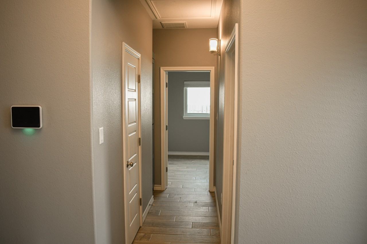 15845 Grenadine Dr - Photo 3 of 50
