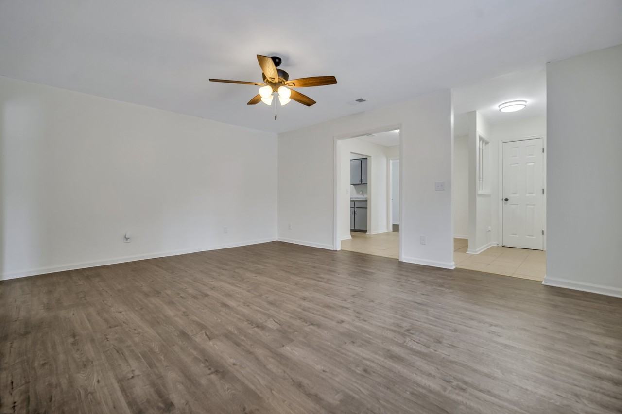 1732 Talmadge Rd #1 - Photo 7 of 33