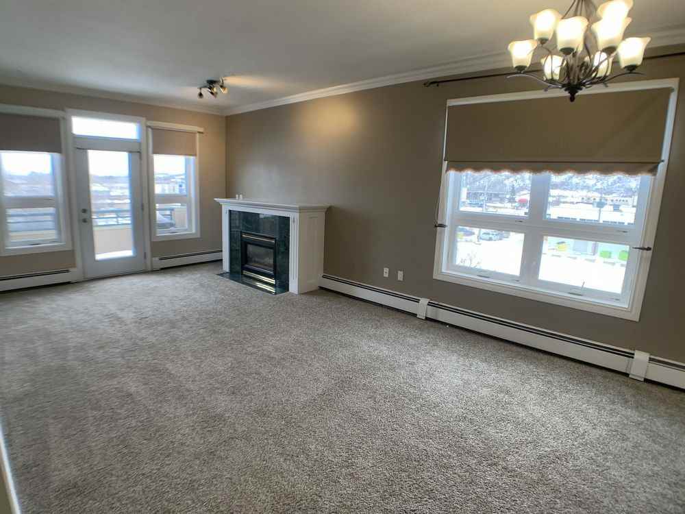 10101 Borealis Manor - Photo 2 of 17