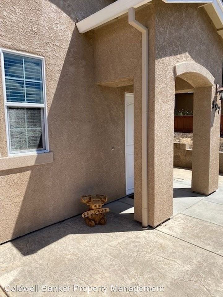 597 Mission De Oro Dr - Photo 3 of 17
