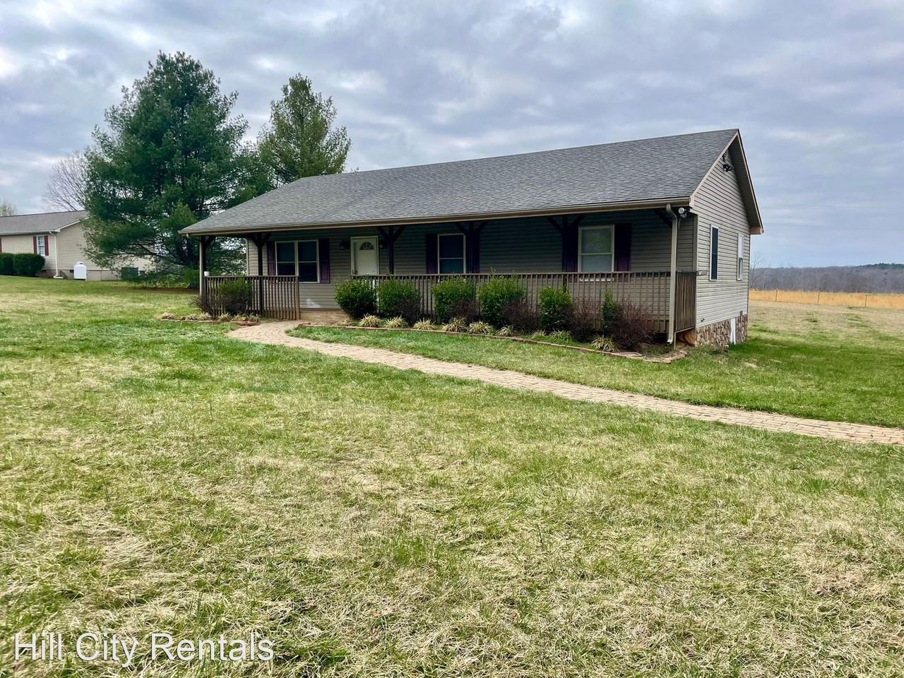 3437 Phelps Rd - Photo 2 of 14