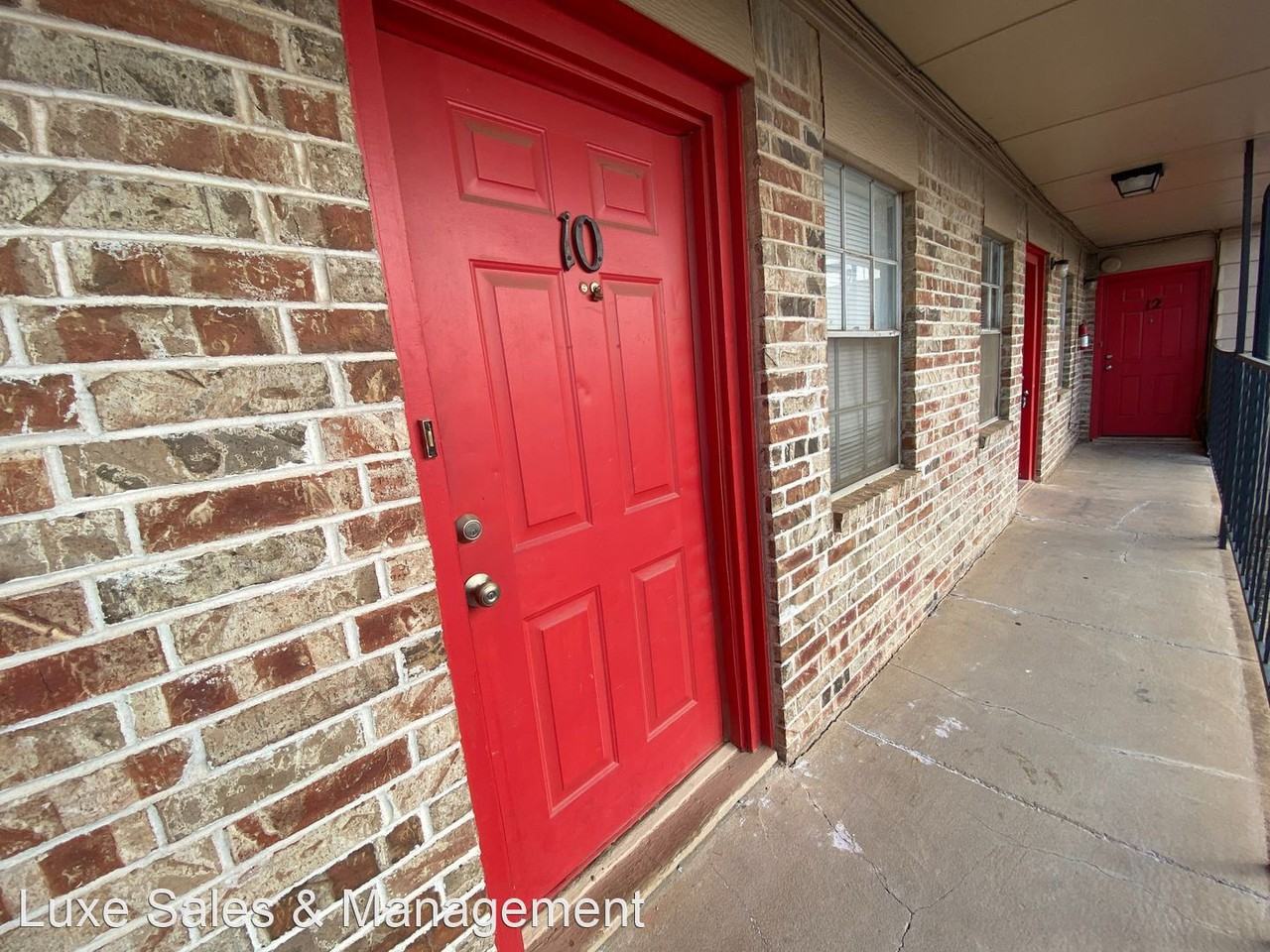 2404 N. Reeves Ave - Photo 2 of 13