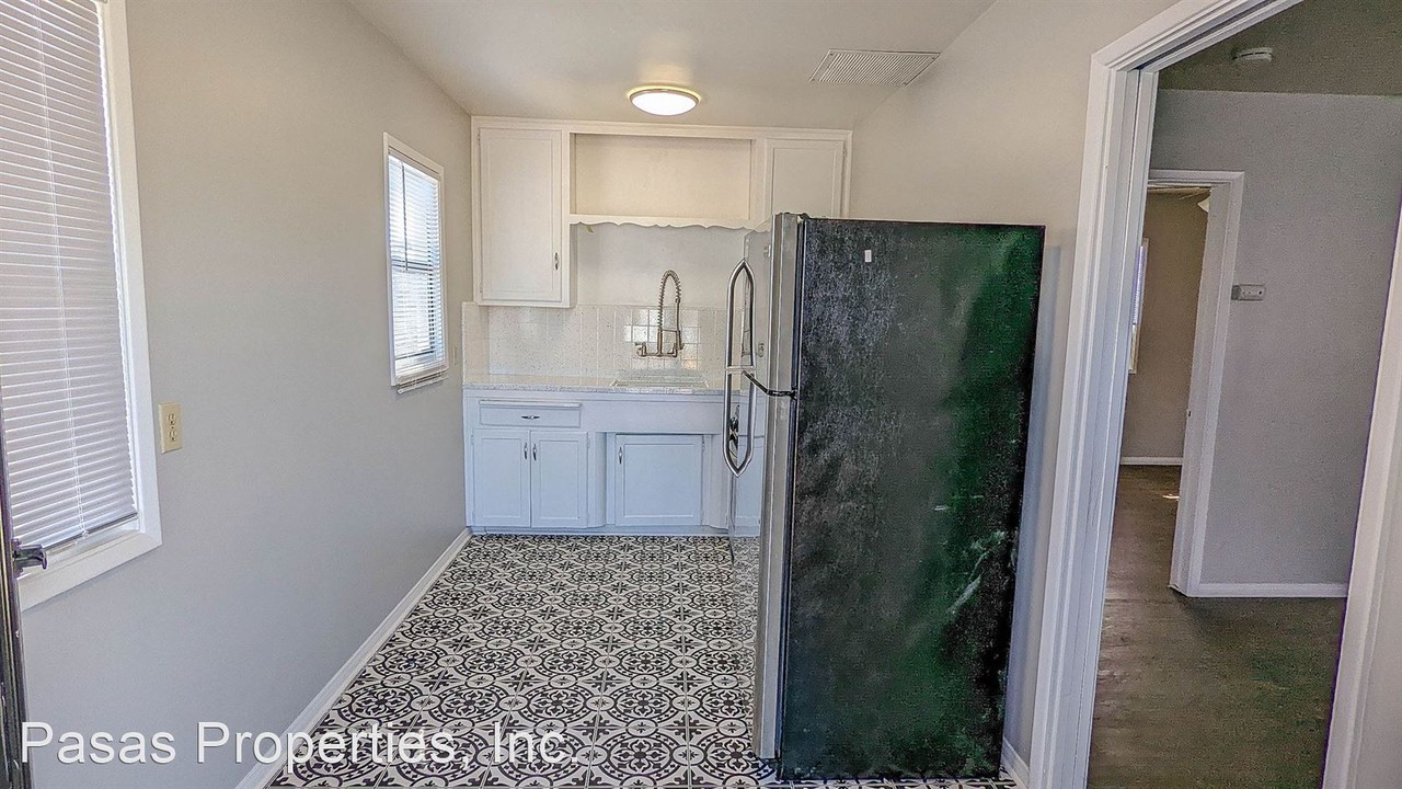 2924-2932 Suncrest Dr. - Photo 3 of 19