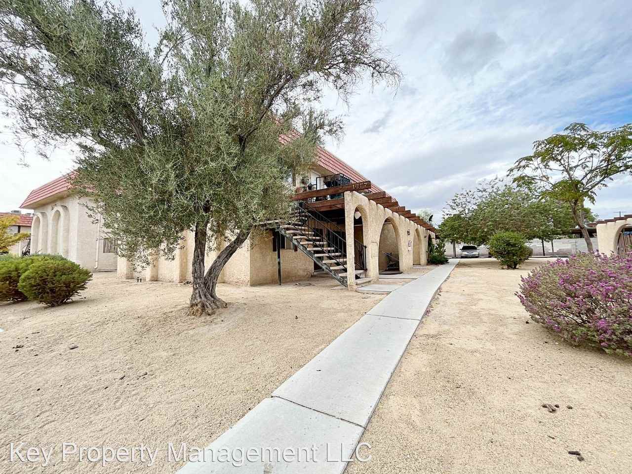 1617 Cordoba Ln - Photo 2 of 16