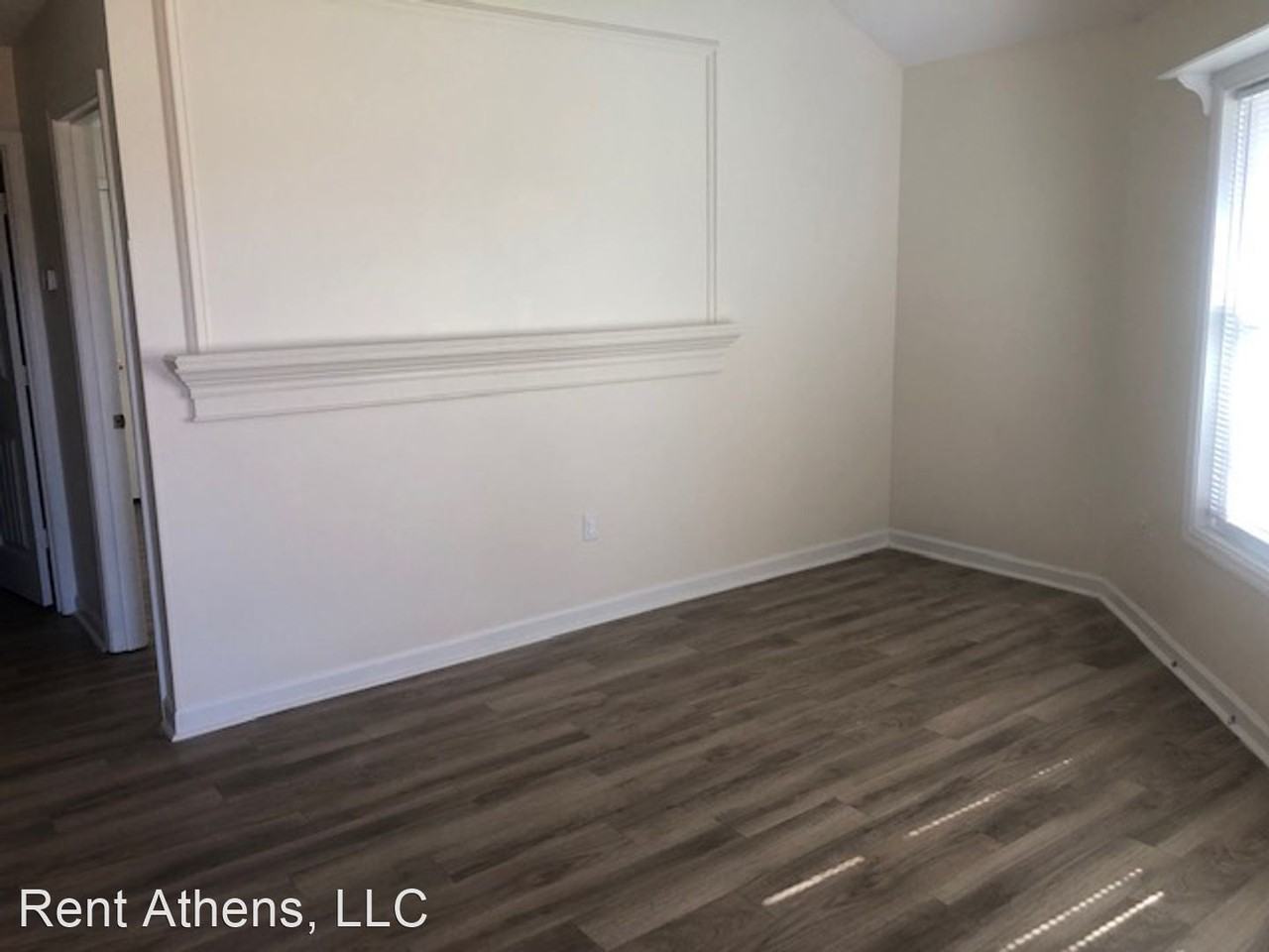 1340 Aiken Rd - Photo 3 of 10