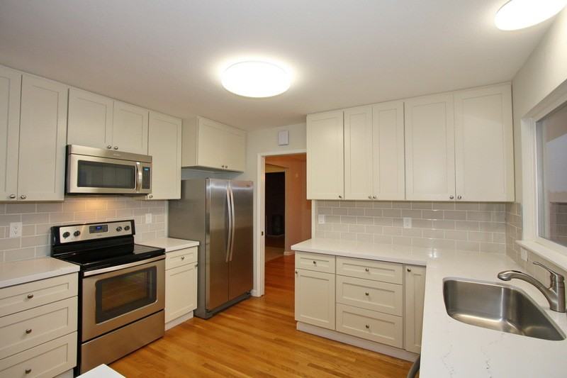 1109 Murchison Dr - Photo 2 of 21