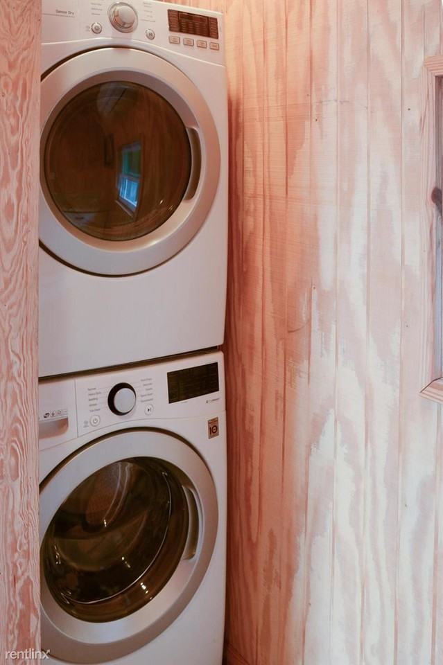 1363 F Rd - Photo 2 of 3