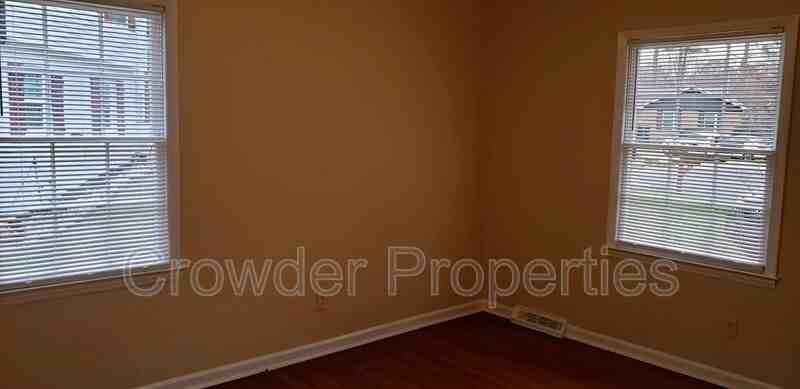 5209 Caravel Ct - Photo 7 of 14