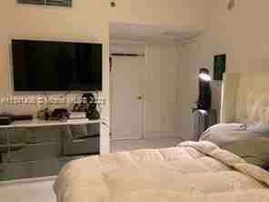 495 Brickell Ave - Photo 3 of 15