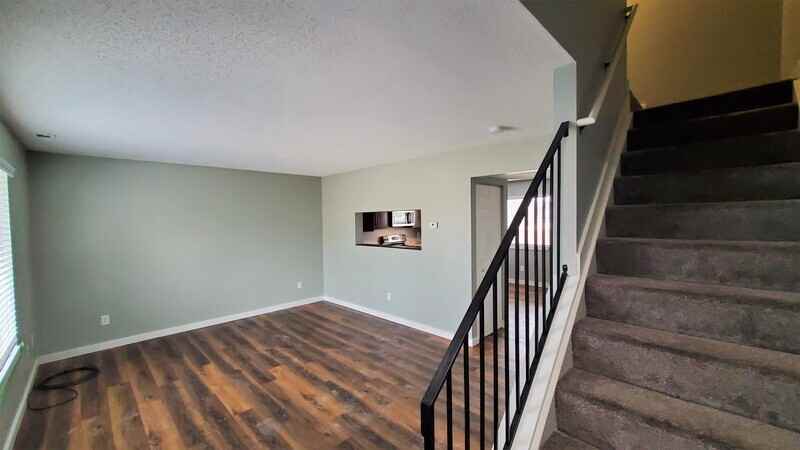 414 N 18th Ave - Photo 3 of 27