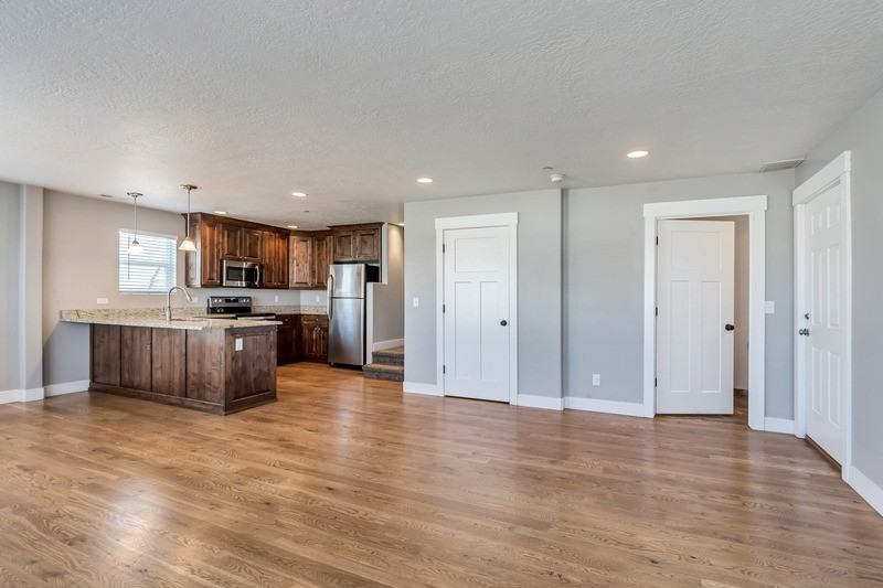 774 Sw #204 - Photo 4 of 12