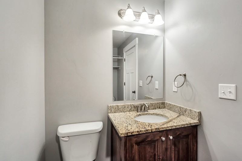 774 Sw #204 - Photo 6 of 12