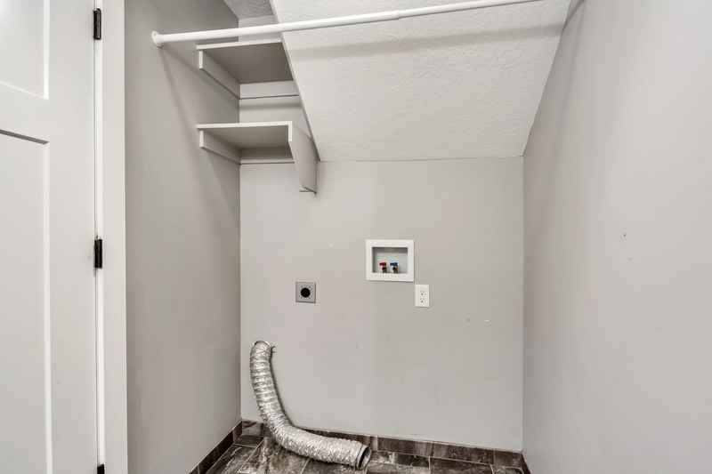 774 Sw #204 - Photo 7 of 12