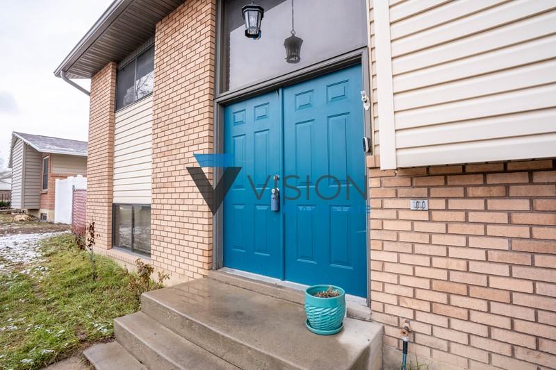 771 Wn - Photo 2 of 26