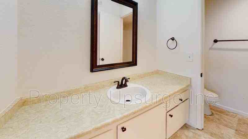 1289 Bundy Ct - Photo 2 of 11