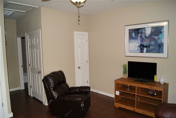 Hickory Creek Cottages - Photo 3 of 7