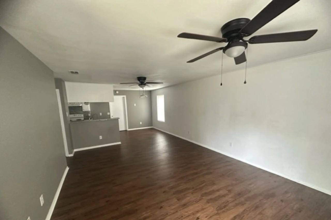 16094 Shoshone Dr - Photo 2 of 8