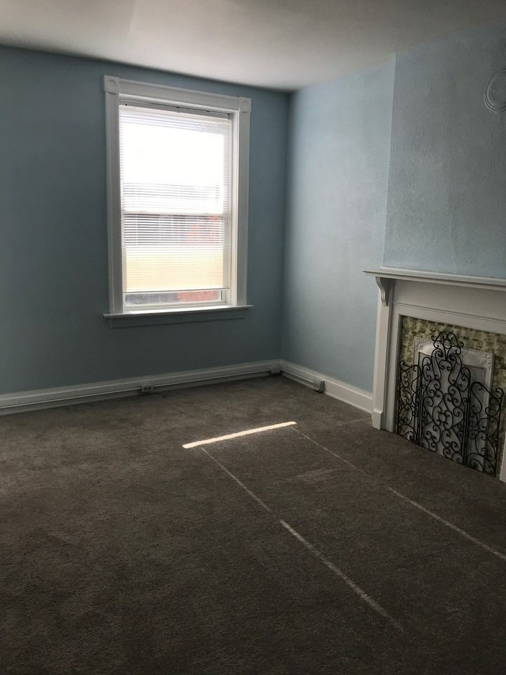 4545 Oakland Avenue - Photo 5 of 11