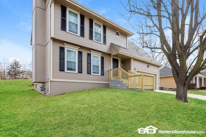 3823 Ne Beechwood Dr - Photo 2 of 18