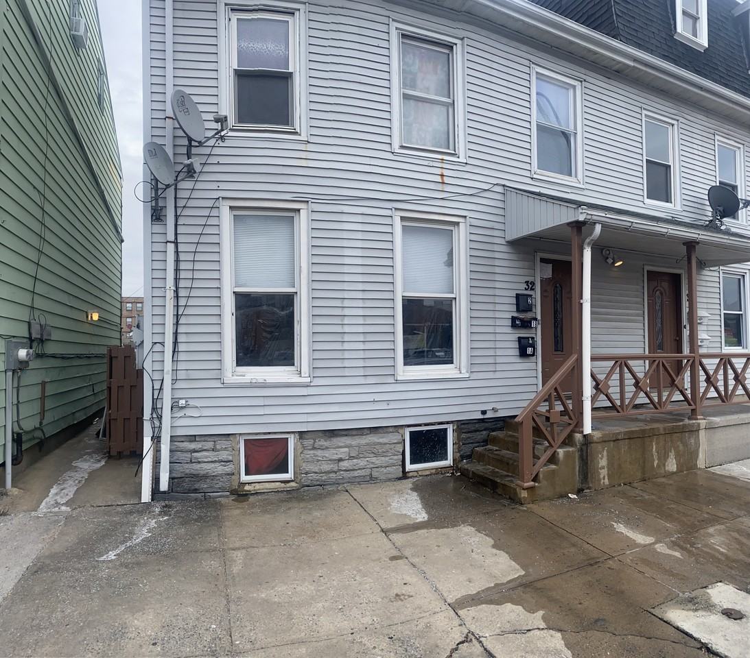 30 N 7Th St - Photo 2 of 2