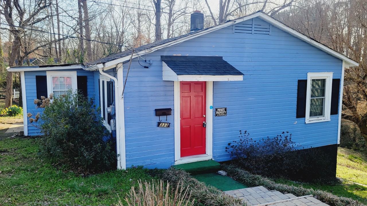 333 Todd St - Photo 2 of 11