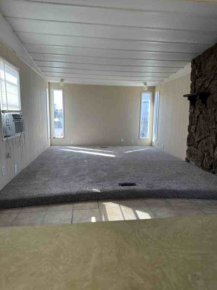 115 Pine Street #B - Photo 2 of 5