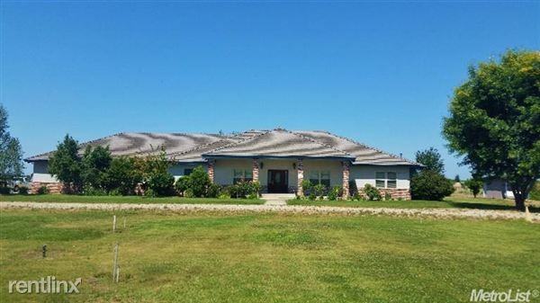 8941 Security Way - Photo 2 of 6